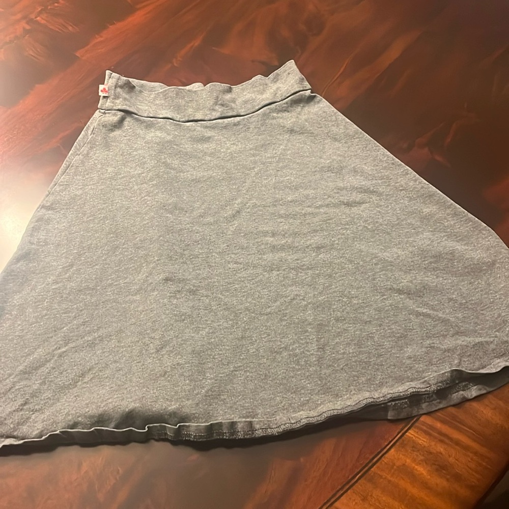 Three bows size 10 camp skirt grey